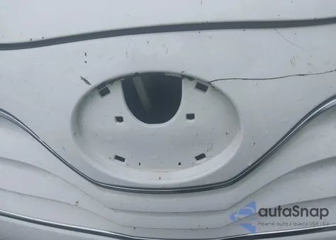 2011 Toyota Camry Base z USA, uszkodzony, nr VIN 4T1BF3EK0BU762531